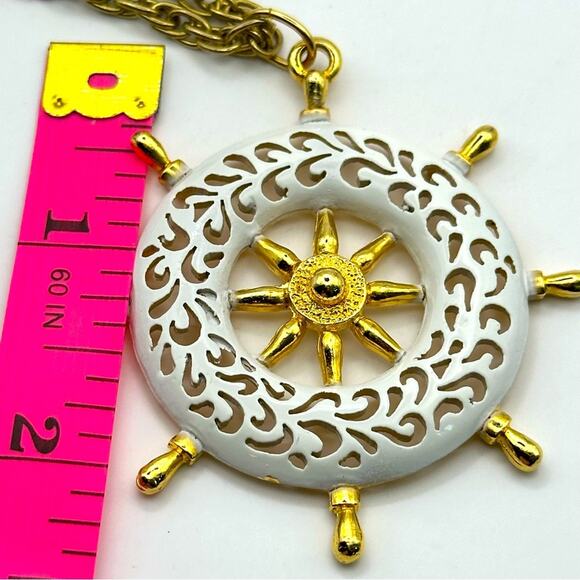 JJ Jonette Wheel Necklace White Enamel Gold Tone Filigree Nautical Boat Vintage - Picture 5 of 8